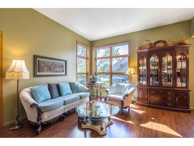 660 Sullivan Dr NE, Columbia Heights, MN 55421