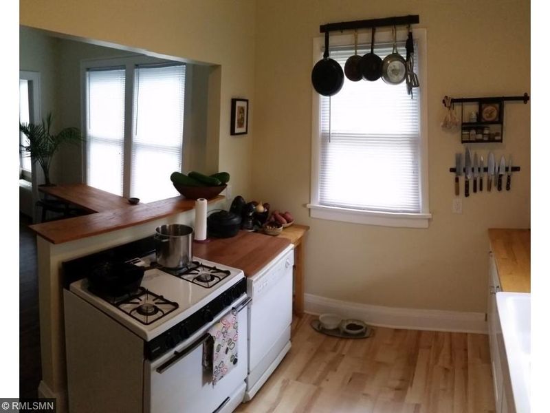 2822-2824 Stevens Ave, Minneapolis, MN 55408
