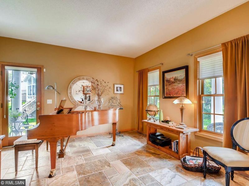 9662 Trillium Ct N, Champlin, MN 55316