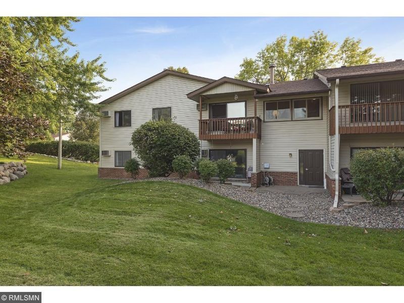 4003 Foss Rd #204, Saint Anthony, MN 55421