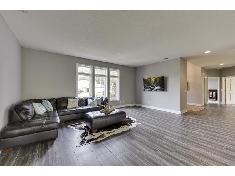 6628 Limerick Dr, Edina, MN 55439