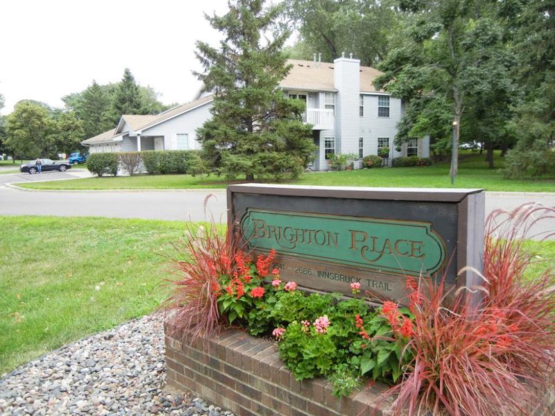 2621 Innsbruck Trl, New Brighton, MN 55112