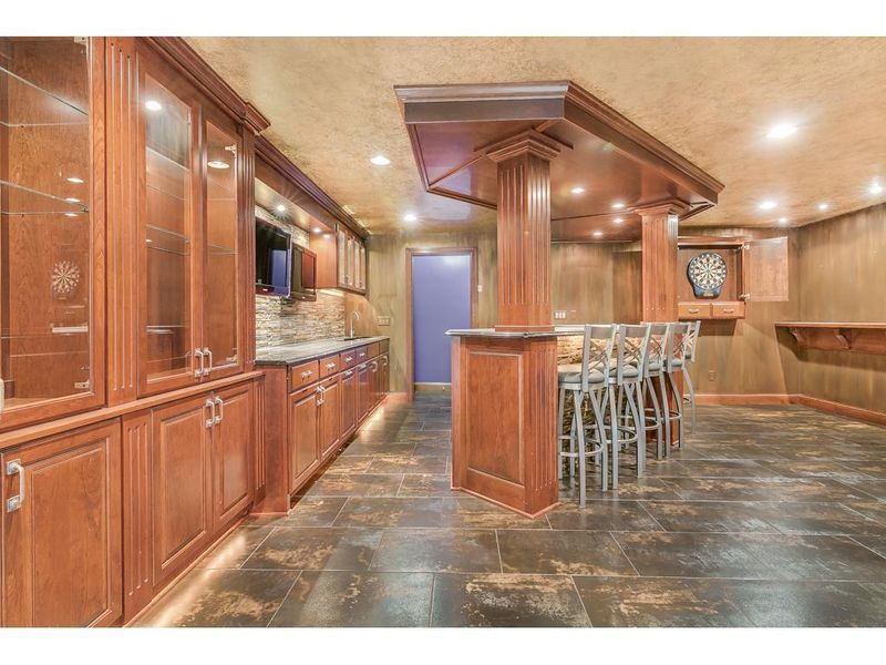 9212 Cold Stream Ln, Eden Prairie, MN 55347