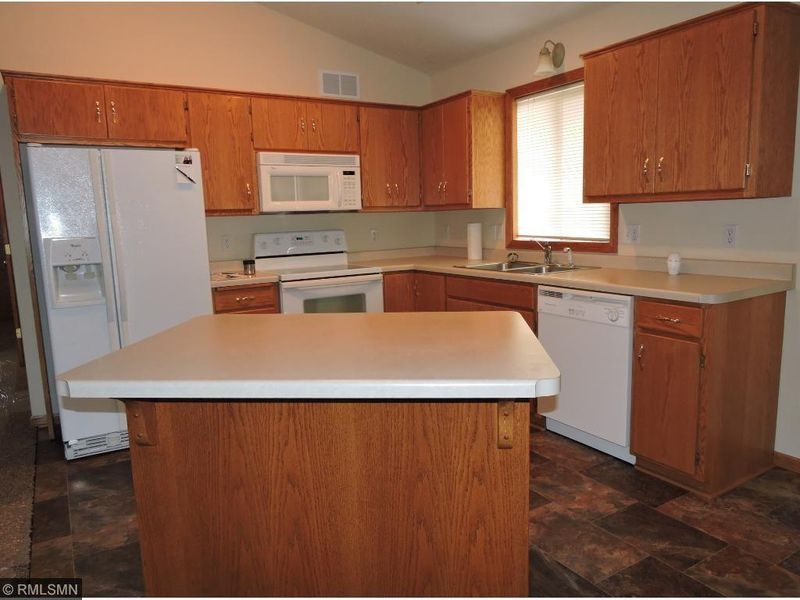 13593 Jesse St, Becker, MN 55308