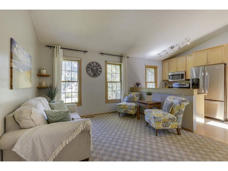 2321 Grange Ave N, Oakdale, MN 55128