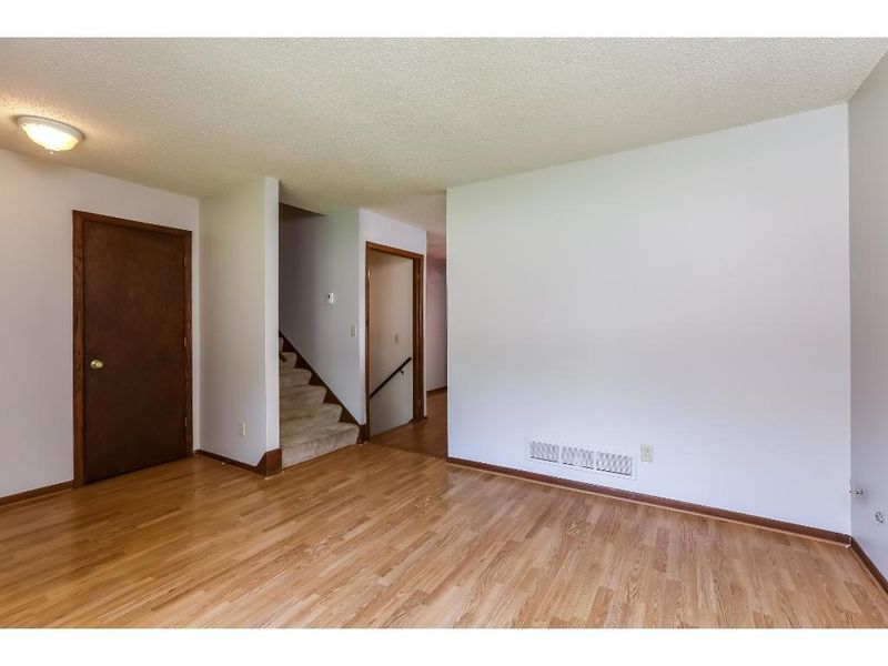 2569 Ruth St, Little Canada, MN 55117