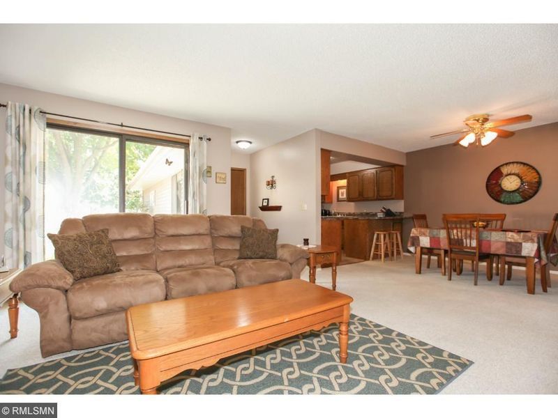 5075 147th St W, Apple Valley, MN 55124