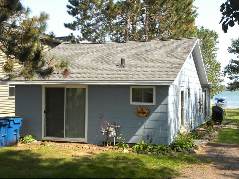 626 W Lake Dr, Shell Lake, WI 54871
