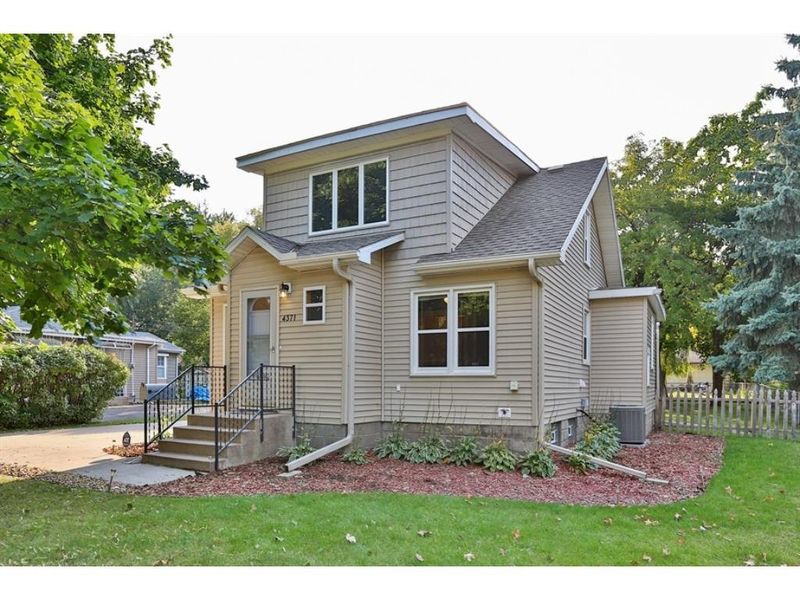 4371 Brunswick Ave N, Crystal, MN 55422