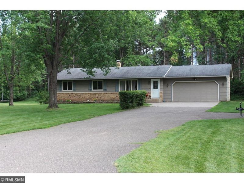 7521 7th St N, Princeton, MN 55371