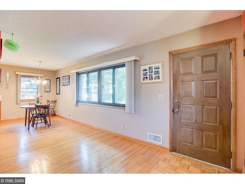 5706 Rhode Island Ave N, Crystal, MN 55428