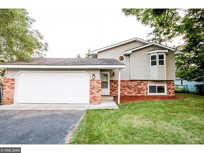 1229 85th Ave N, Brooklyn Park, MN 55444