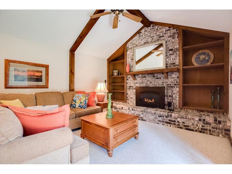 10403 Berkshire Rd, Bloomington, MN 55437