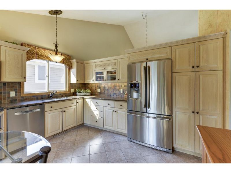 5888 Red Cherry Ln, Minnetonka, MN 55345