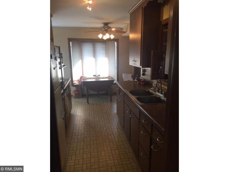 5012 Howe Ln, Brooklyn Center, MN 55429