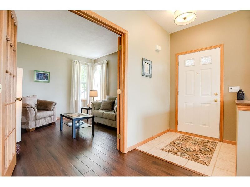 16655 90th Ave N, Maple Grove, MN 55311