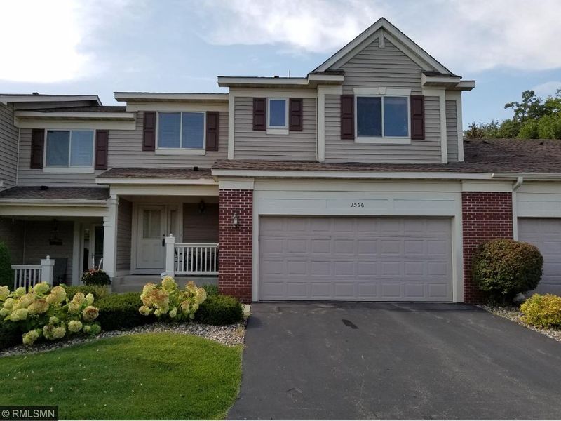 1566 Summit Shores Ct, Burnsville, MN 55306