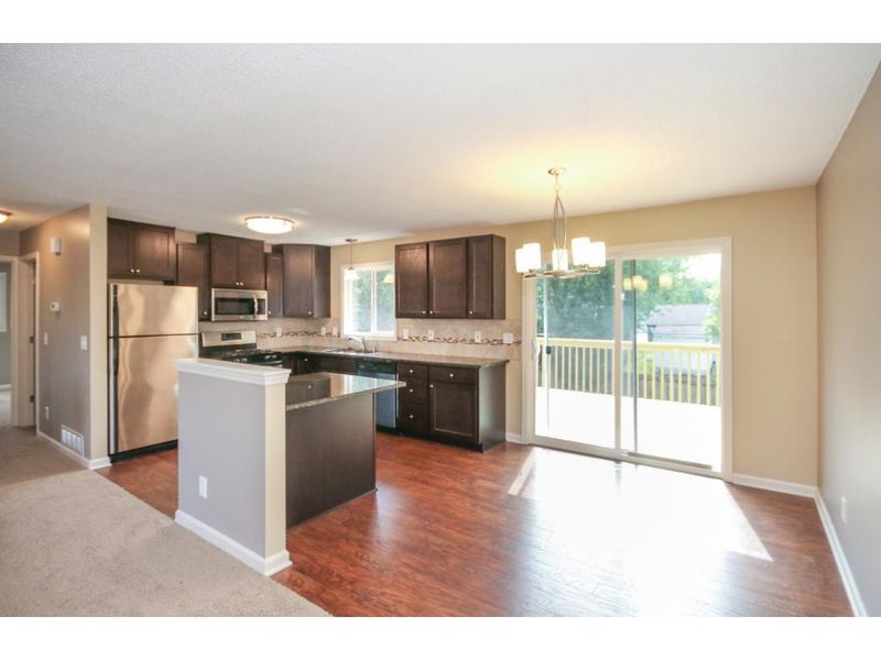 3217 80th Ave N, Brooklyn Park, MN 55443