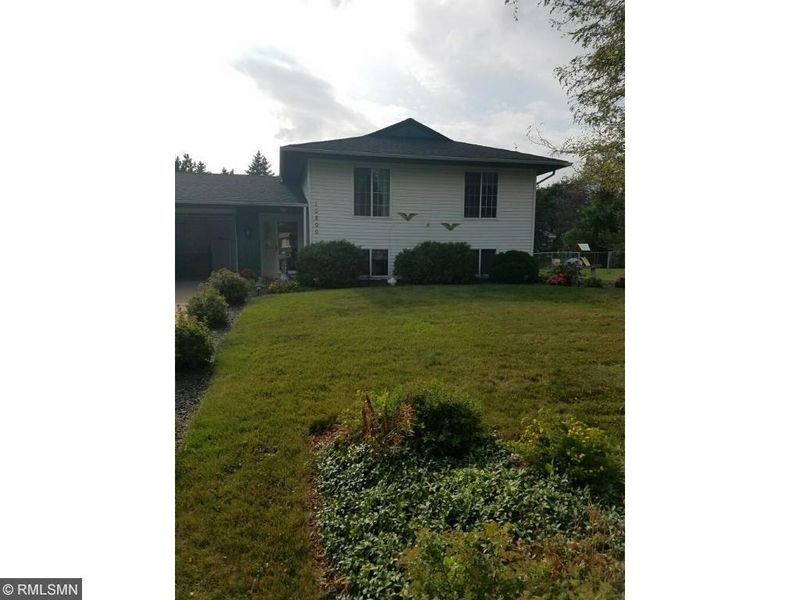 10800 Hollywood Blvd NW, Coon Rapids, MN 55433