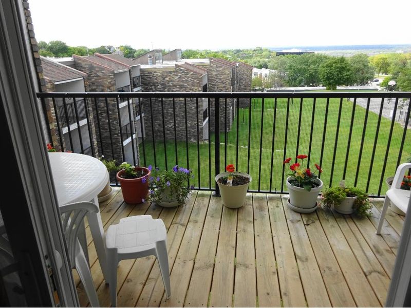 12950 Nicollet Ave S #301, Burnsville, MN 55337