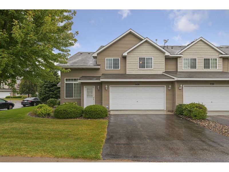 2579 Yellowstone Dr #52, Hastings, MN 55033