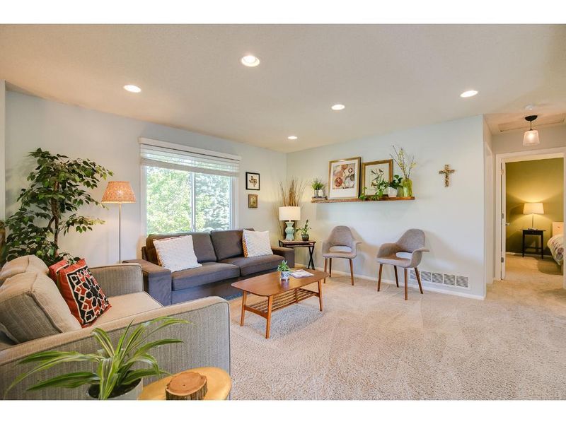 9671 97th Pl N, Maple Grove, MN 55369