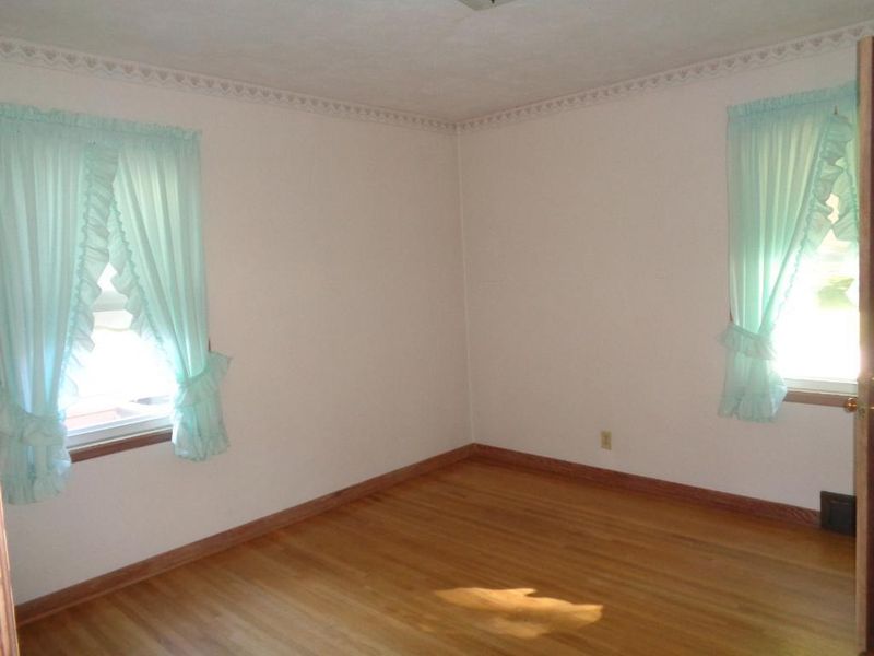 308 NW 7th Ave NW, Waseca, MN 56093