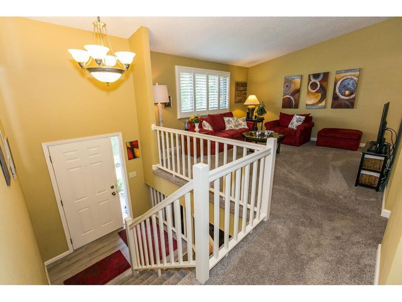 5536 Donegal Dr, Shoreview, MN 55126