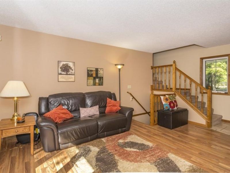 471 State Road 35, Osceola, WI 54020