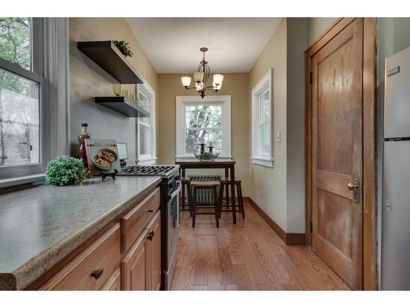 1428 Berkeley Ave, Saint Paul, MN 55105