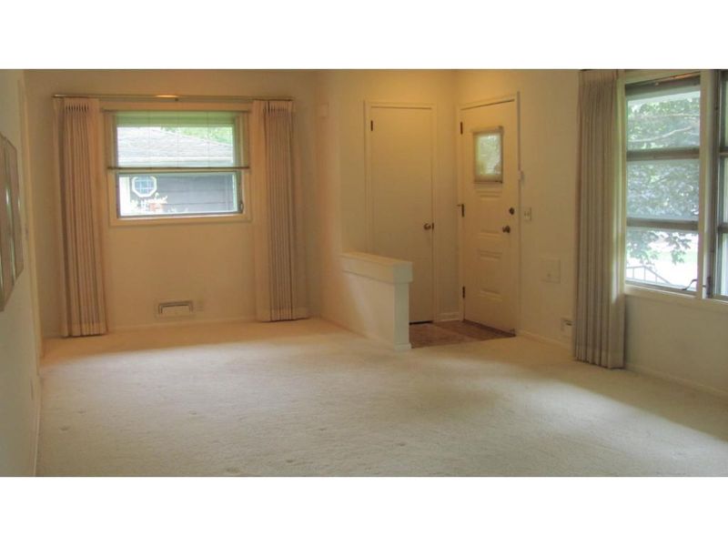 2879 Valle Vista St, New Hope, MN 55427