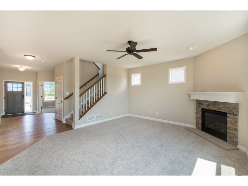 15231 Fair Meadows Ln, Maple Grove, MN 55369
