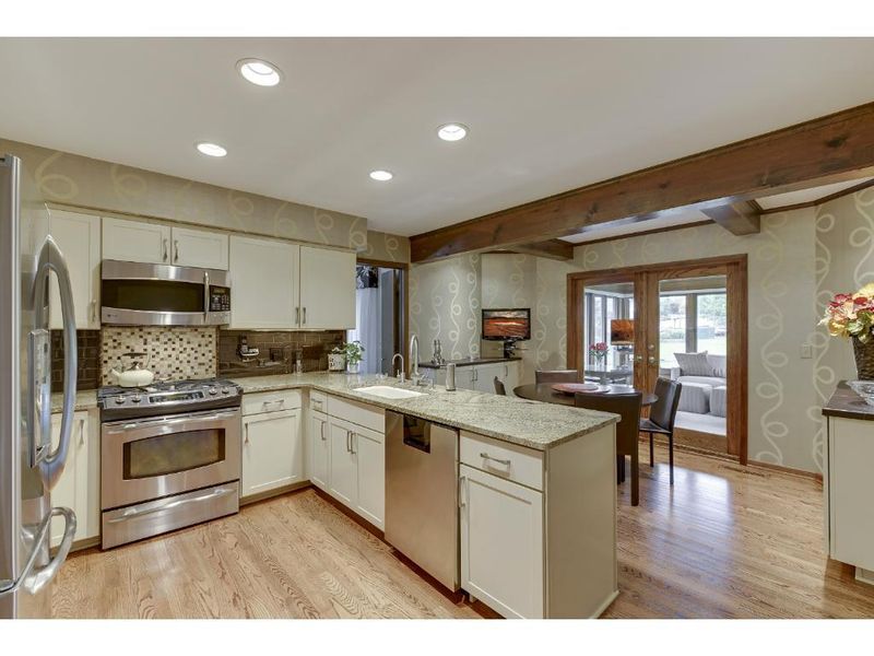 210 Nevada Ave S, Golden Valley, MN 55426