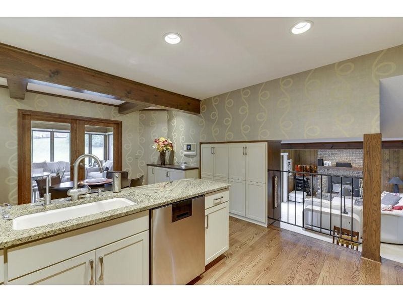 210 Nevada Ave S, Golden Valley, MN 55426