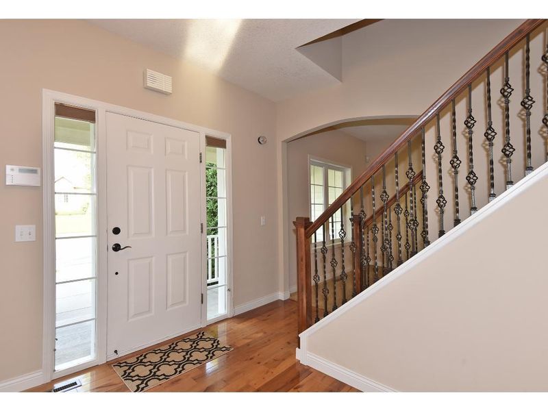1003 Newhall Dr, Faribault, MN 55021