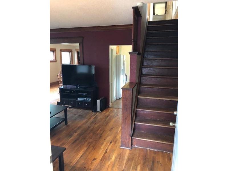 1010 Sims Ave, Saint Paul, MN 55106