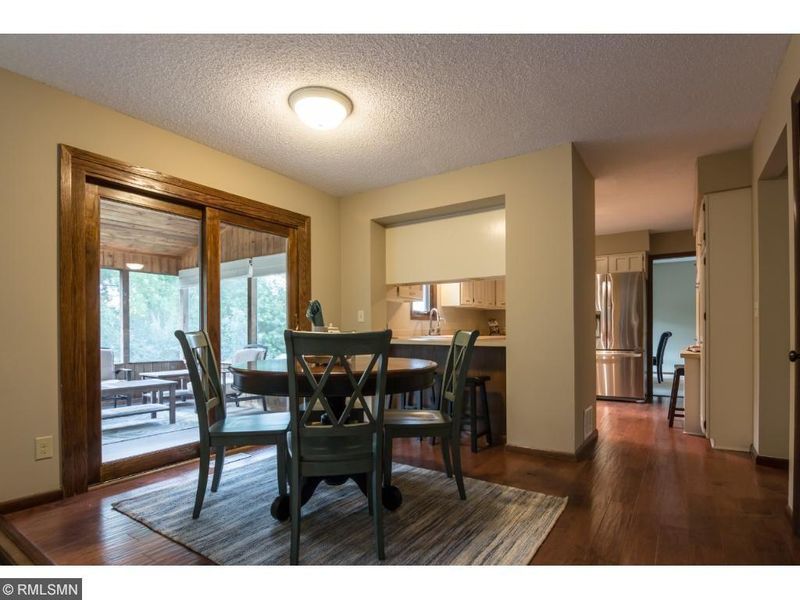 13684 Harmony Way, Apple Valley, MN 55124
