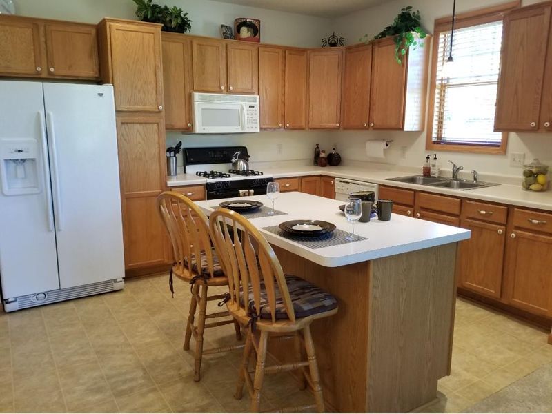 634 Levander Way, South Saint Paul, MN 55075