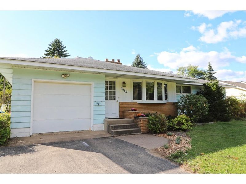 6444 Taylor St NE, Fridley, MN 55432