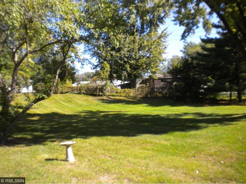 4616 Oxborough Ln, Bloomington, MN 55437