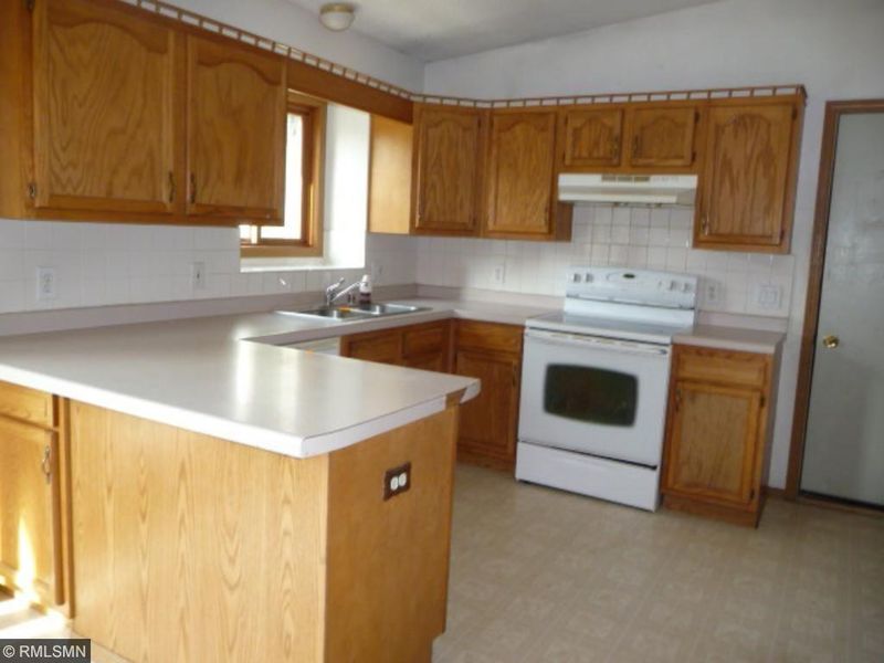 922 Wolfridge Ln, Waterville, MN 56096