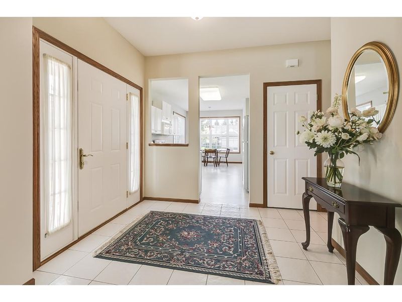1661 Oakbrooke Way, Eagan, MN 55122