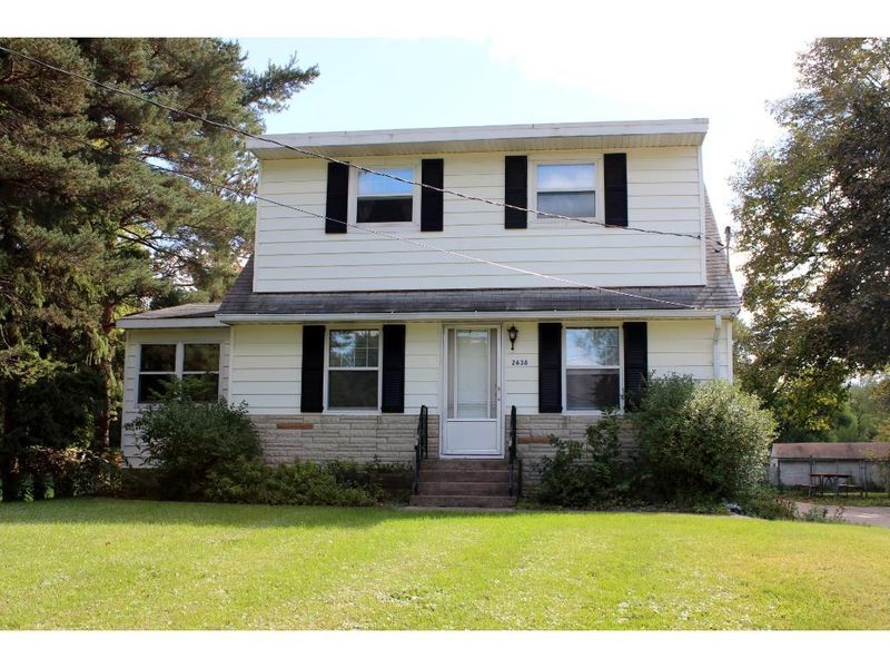 2638 Geranium Ave E, Maplewood, MN 55119