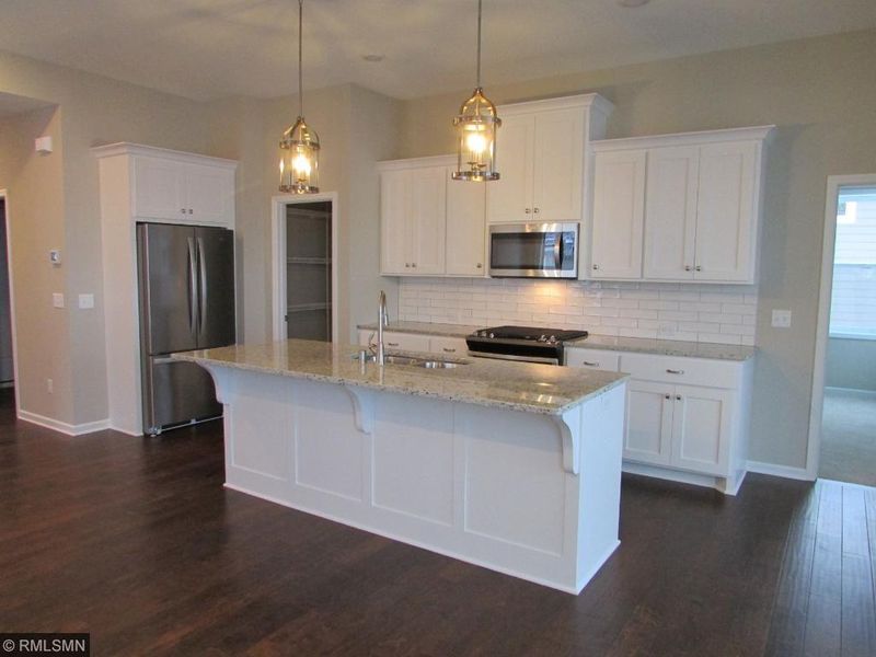 4580 Zircon Ln N, Minneapolis, MN 55446