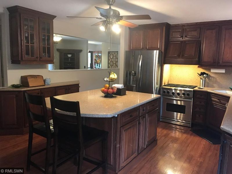 8314 67th St S, Cottage Grove, MN 55016