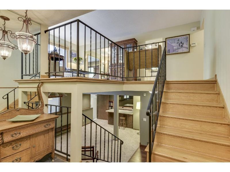 15915 26th Ave N, Plymouth, MN 55447
