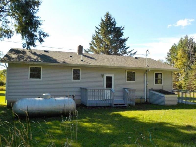7692 Fairgrounds Rd, Webster, WI 54893