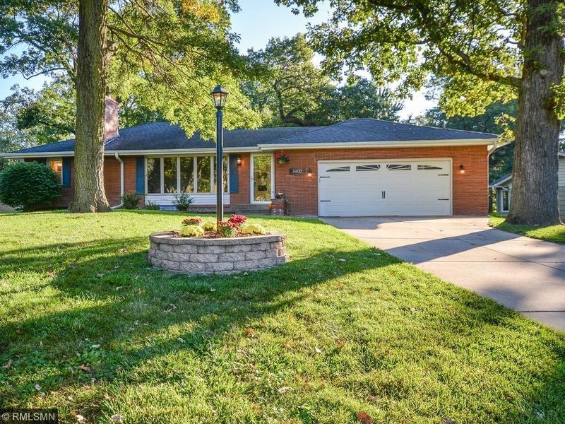 3900 Idaho Cir N, Crystal, MN 55427