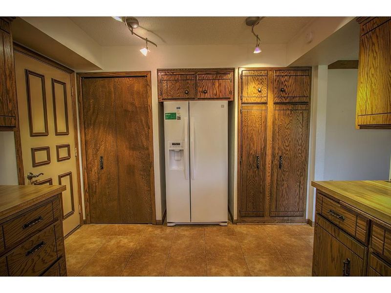 4913 Pine Lake Rd NE, Cambridge, MN 55008