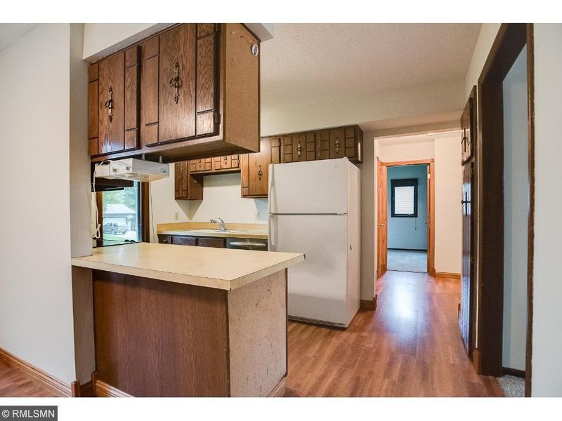 10335 Quaker Ln N, Maple Grove, MN 55369